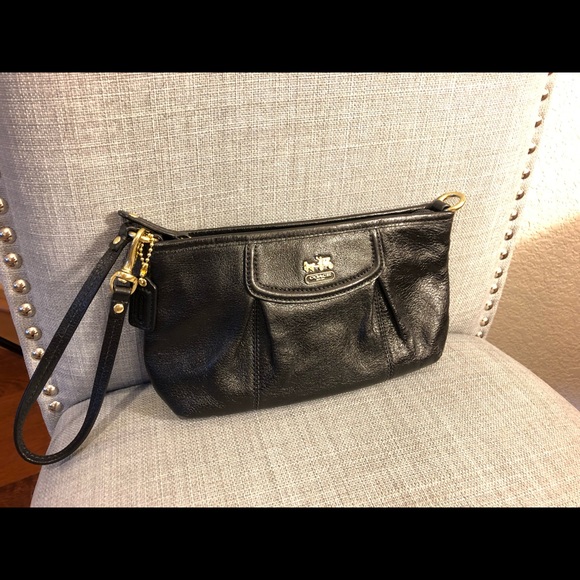 Coach Handbags - Coach Black Leather Clutch - Gold Hardware Coach Handbags - Coach Black Leather Clutch - Gold Hardware